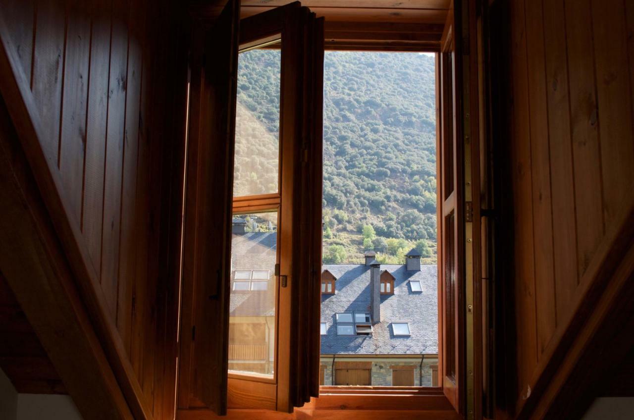 Les Ares Apartamento Esterri d'Àneu Exterior foto